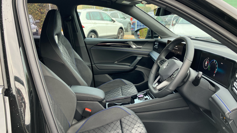 Volkswagen Tiguan 1.5 TSI eHybrid R-Line 5dr DSG Estate